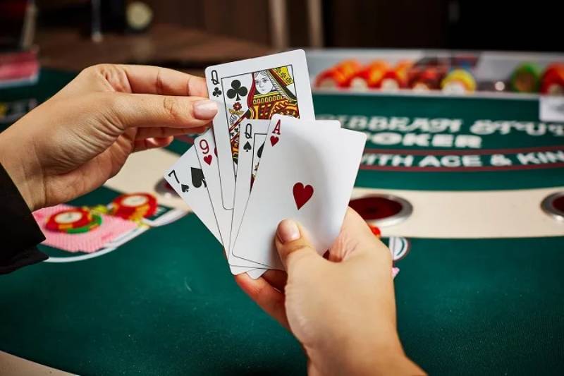 Stud Poker Là Gì? Cách Chơi Và Chiến Thuật Đỉnh Cao 4 Luật chơi stud poker
